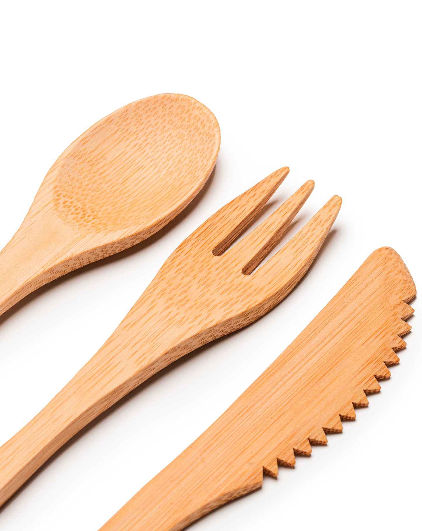 Set de coberts ecològics bambú de color natural amb funda de cotó