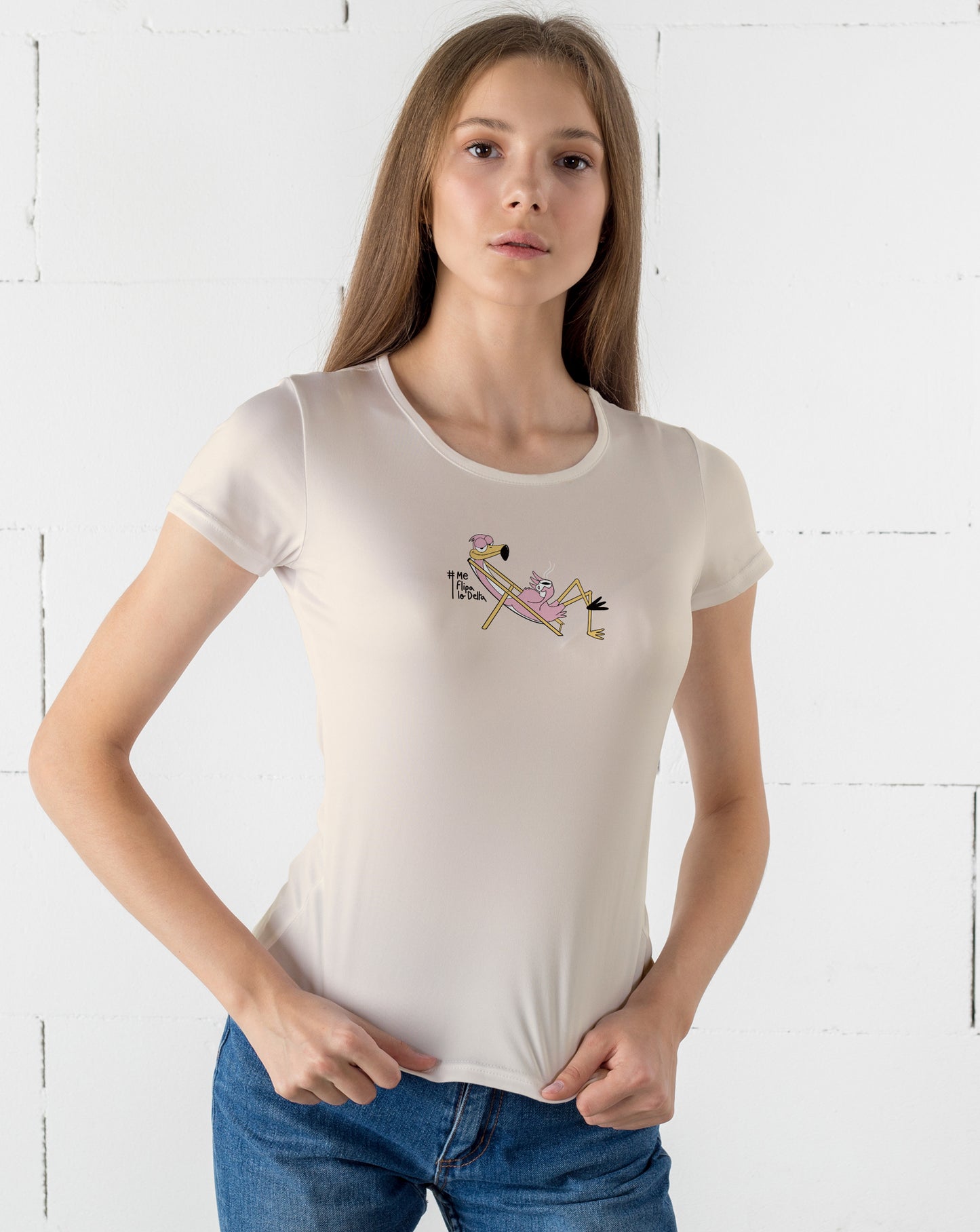 Camiseta manga corta entallada para mujer en blanco vintage cuello redondo y estampado flamenco de relax