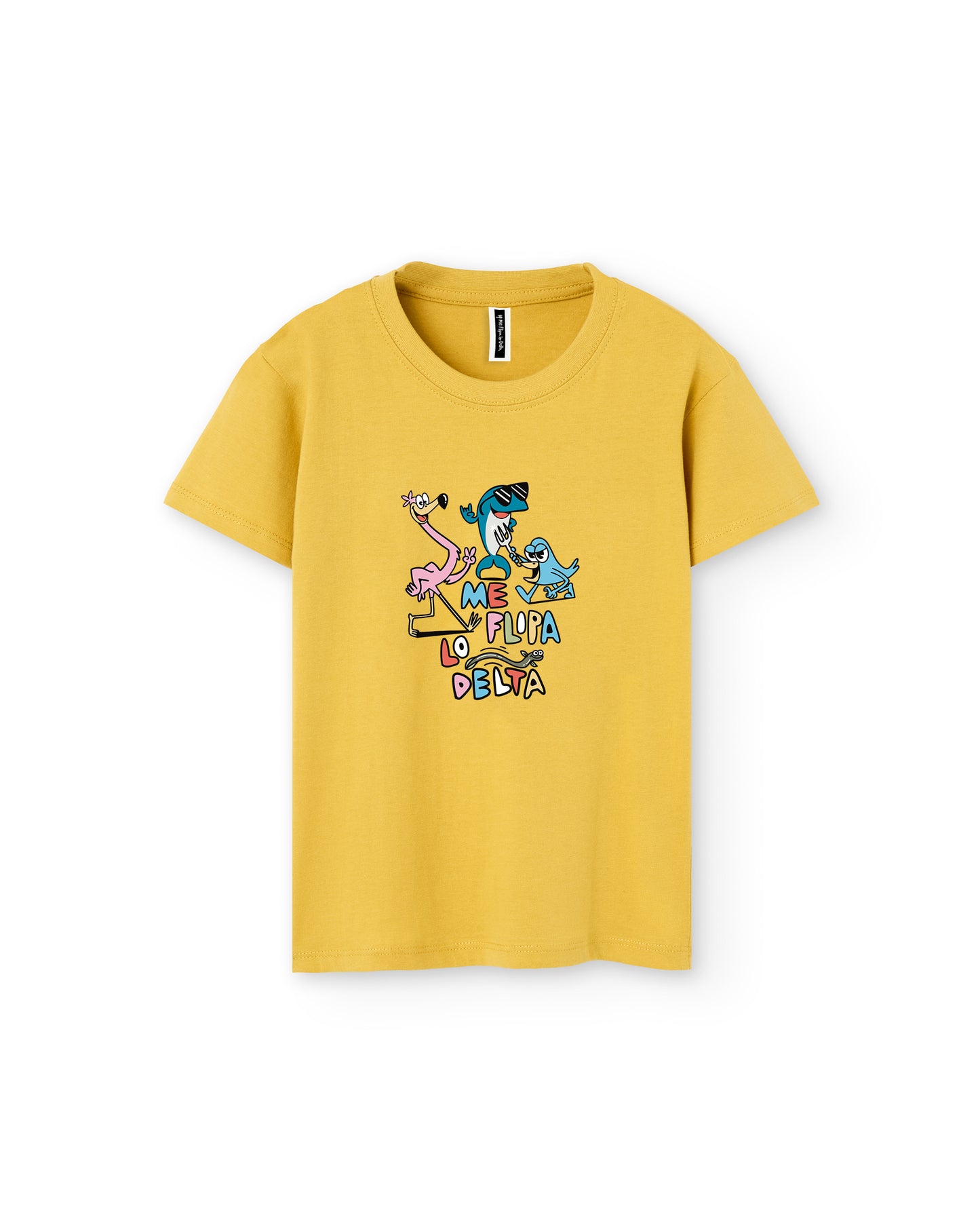 Unisex short-sleeved children's t-shirt for boys and girls in mustard and mosquito print taking selfie
