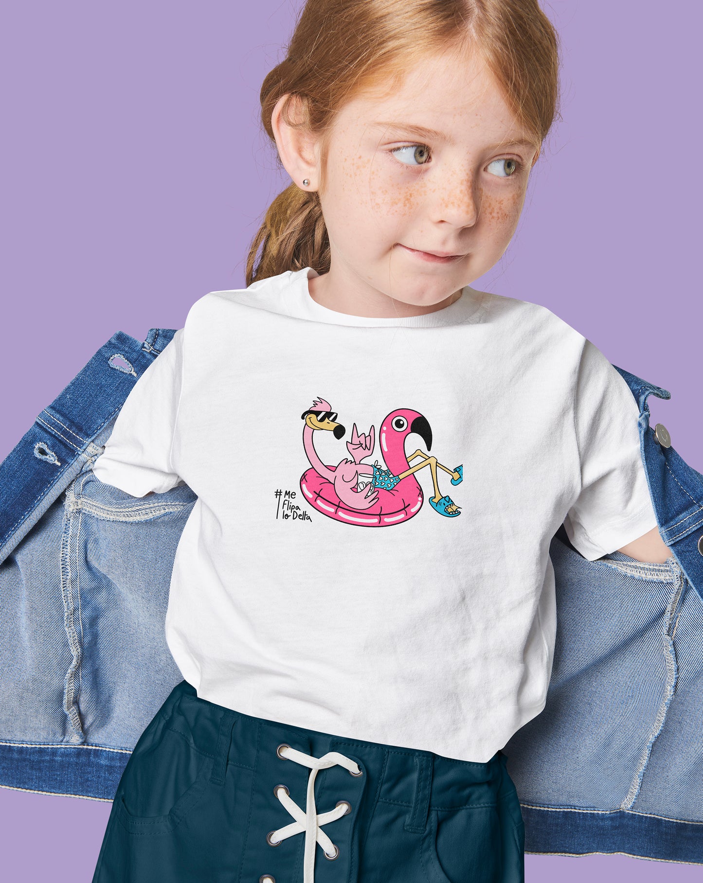 Camiseta manga corta infantil de niño y niña en blanco y estampado flamenco en flotador