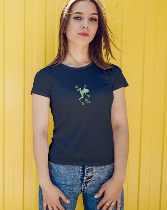 Camiseta manga corta entallada para mujer en azul marino cuello redondo y estampado rana tanga
